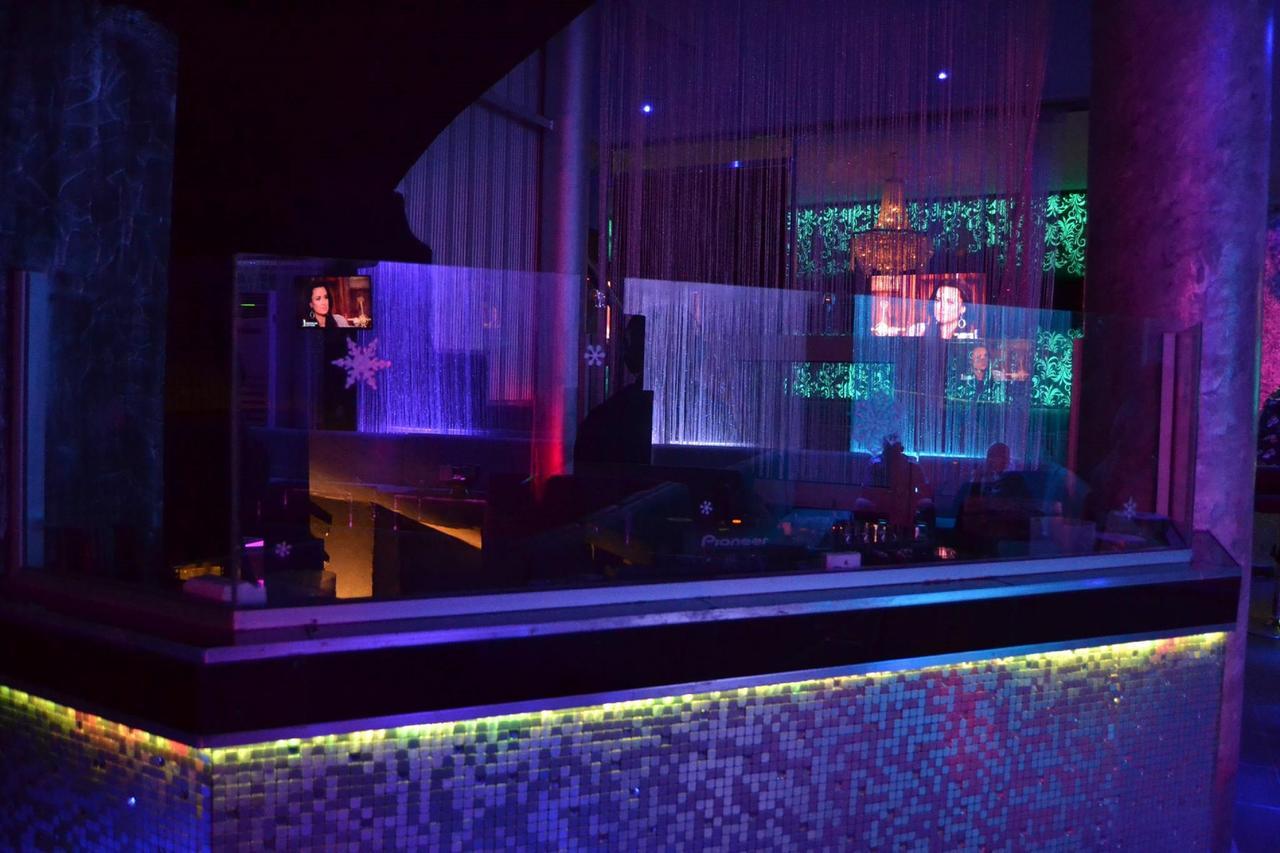 Meumi Palace Yaounde Luaran gambar