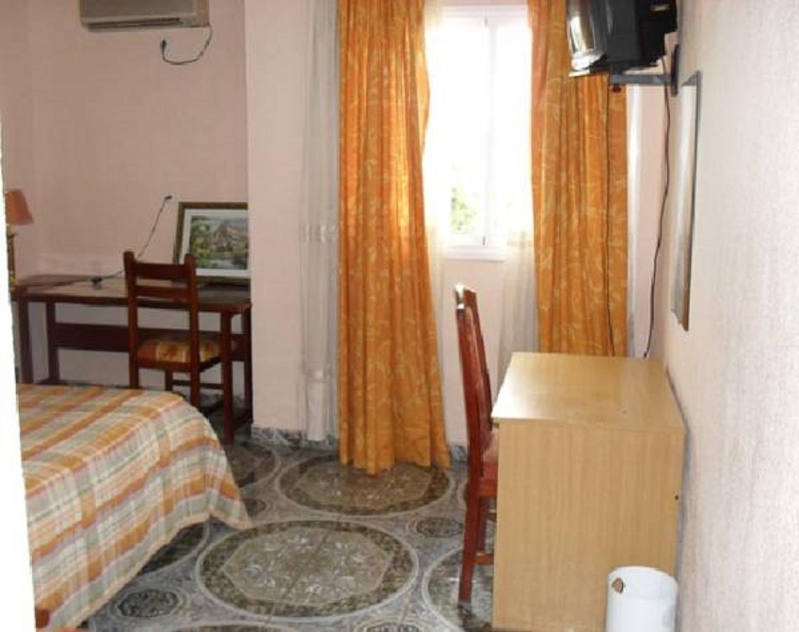 Meumi Palace Yaounde Luaran gambar