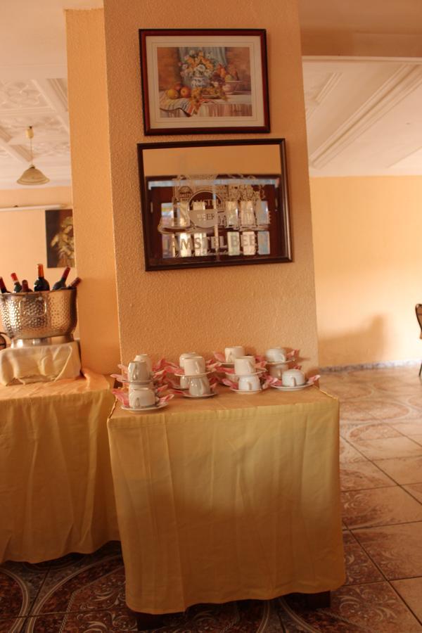 Meumi Palace Yaounde Luaran gambar