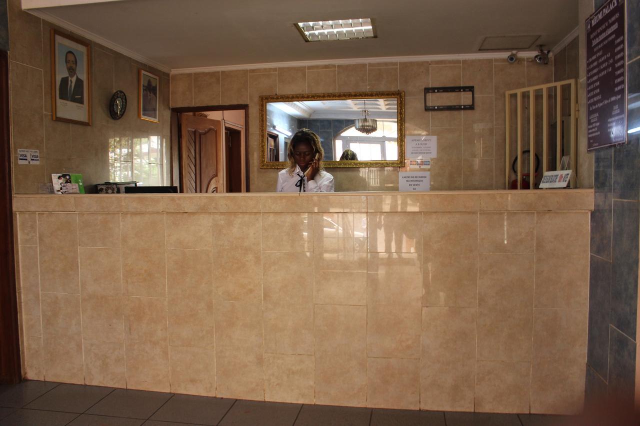 Meumi Palace Yaounde Luaran gambar